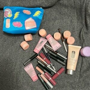 Clinique makeup sample bundle new
